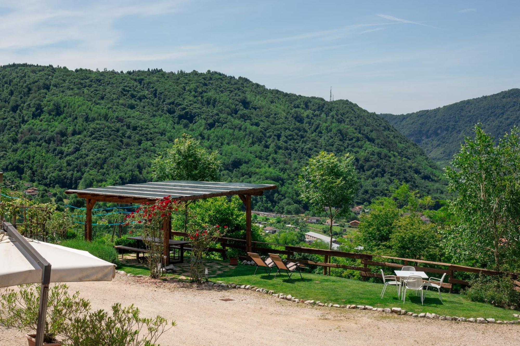 Agriturismo Riva Dei Coz Sequsino Exteriér fotografie