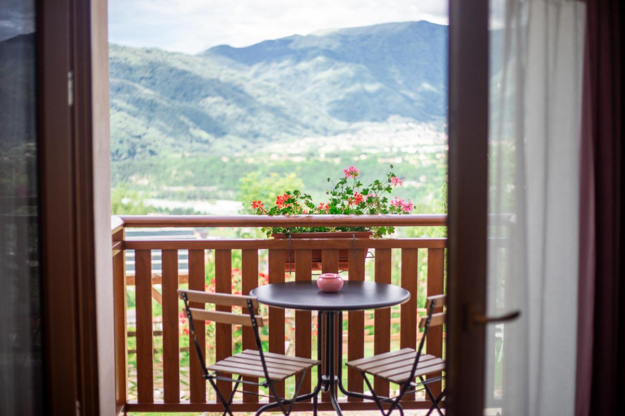 Agriturismo Riva Dei Coz Sequsino Exteriér fotografie