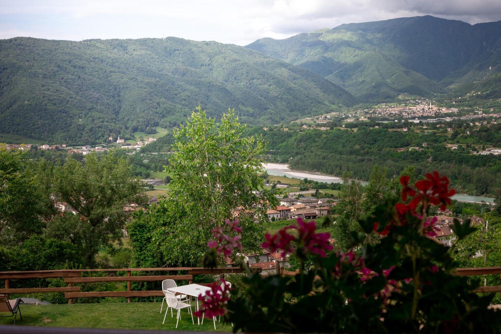 Agriturismo Riva Dei Coz Sequsino Exteriér fotografie