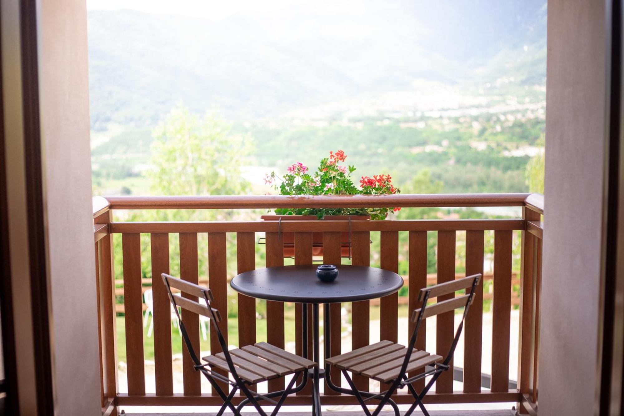 Agriturismo Riva Dei Coz Sequsino Exteriér fotografie